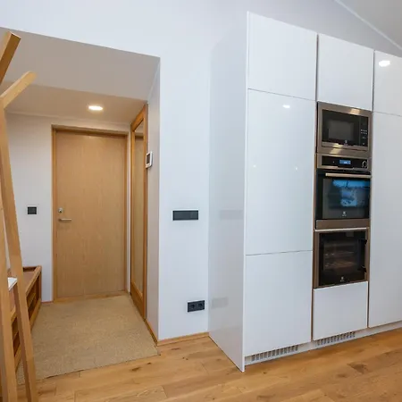 アパート Modern Center *