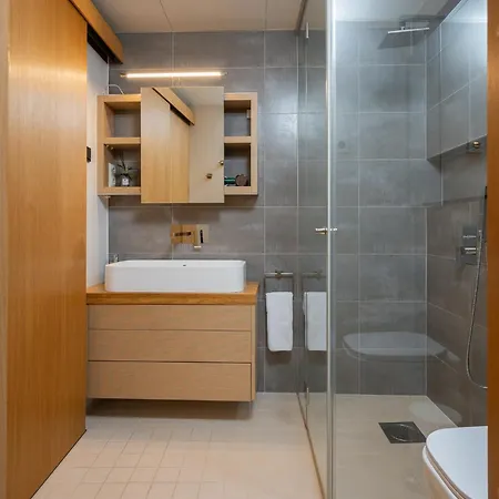 アパート Modern Center *